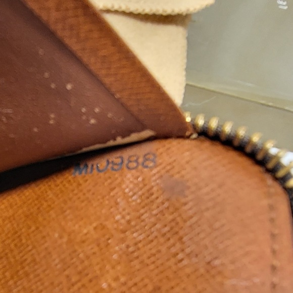 Authentic Louis Vuitton de voyage travel organizer long wallet - Picture 13 of 16